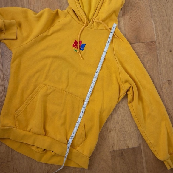 Adidas Original Yellow Trefoil Logo Hoodie - Picture 5 of 6